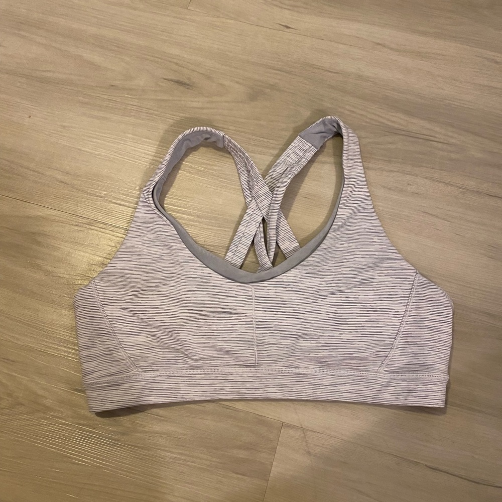 Lululemon sports bra